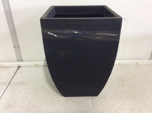 Craftware Modern Square Planter  - Lot 377
