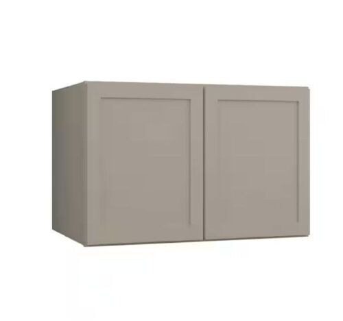 Hampton Bay Courtland 36 in. W x 24 in. D x 23.5 in. H Assembled Shaker Wall Kitchen Cabinet in Sterling Gray - Damaged Door  - Lot 31