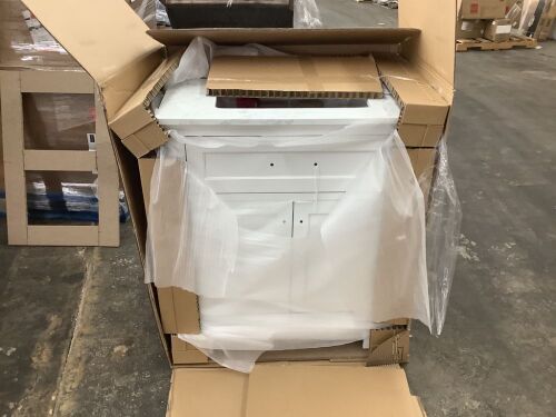 Doveton 30in. White Bathroom Vanity - Broken Top  - Lot 540