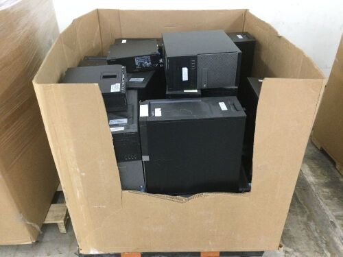 Large Lot of Desktop Computers  - Lot 51