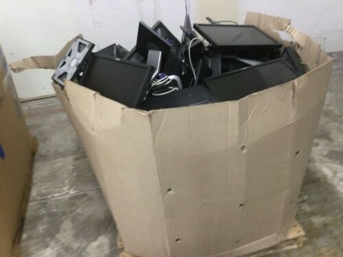 Large Lot of Computer Monitors  - Lot 56
