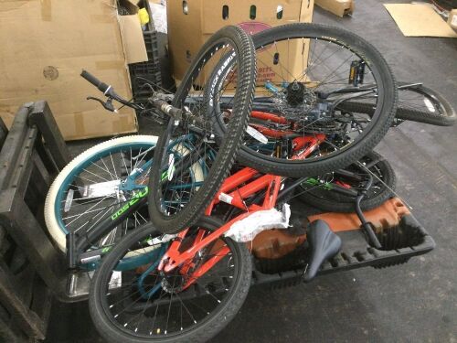 Pallet of Bikes for Parts or Repair  - Lot 316