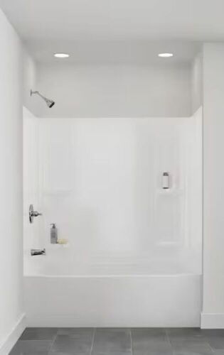 Delta Pro-Series 60 in. W x 57 in. H Five Piece Glue Up Tub Surrounds in High Gloss White - Lot 326