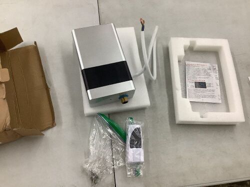 Mini Electric Tankless Water Heater - Lot 367