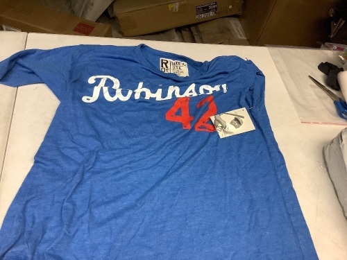 Jackie Robinson #42 triblend blue t shirt size 3x - Lot 297