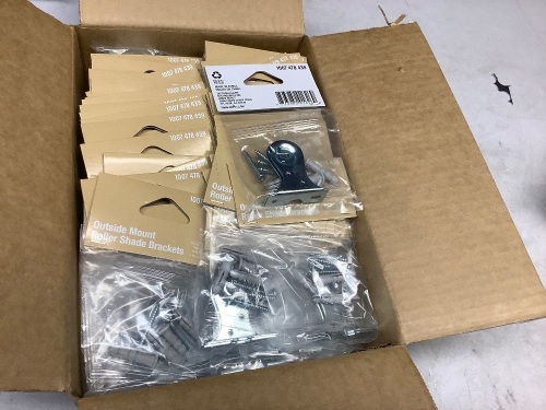 50 pack outside mount roller shade brackets - Lot 352