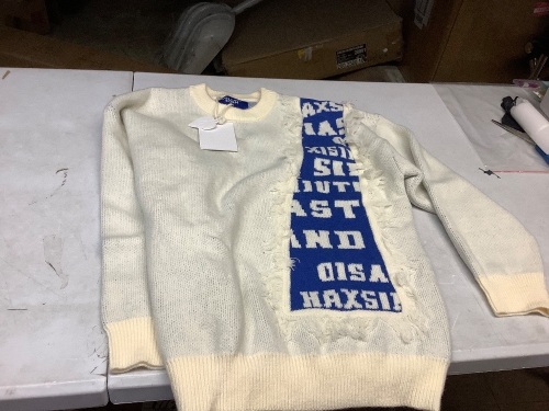 Aelfric Eden pullover size medium - Lot 355