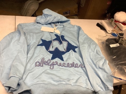 Aelfric Eden hooded pulover size small - Lot 367