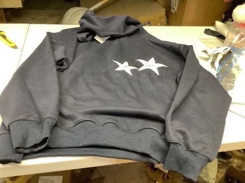 Aelfric Eden dark blue pullover hoodie size medium - Lot 414