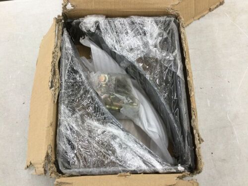Lot of (2) Shelf Brackets  - Lot 386