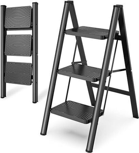 HBTower 3 Step Folding Step Ladder - Lot 413