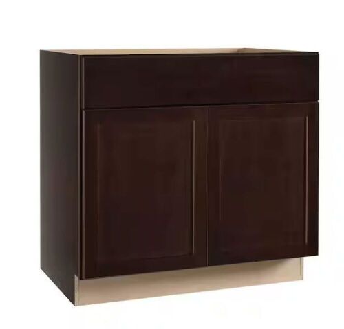 Hampton Bay Shaker 36 in. W x 24 in. D x 34.5 in. H Assembled Base Kitchen Cabinet in Java with Ball-Bearing Drawer Glides - Lot 59