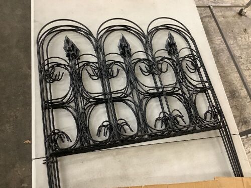 Amagabeli Decorative Garden Fence  - Lot 325