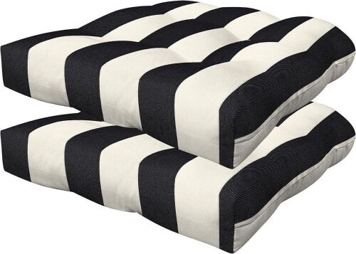 Honeycomb Outdoor Chair Cushion Set, 19.5" W x 18.5" L - Lot 331
