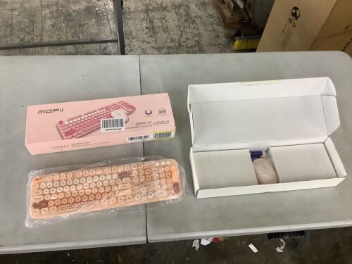 Mofii Wireless Keyboard & Mouse Combo  - Lot 423