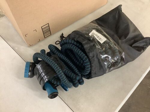 100' Expandable Garden Hose  - Lot 729