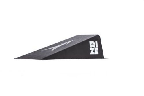 Rize Solo Sendy Single Ramp, 125lb Load Capacity, 28" x 16" x 9"  - Lot 497