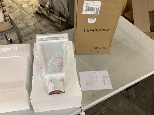 Lumizone Outdoor Porch Light  - Lot 679