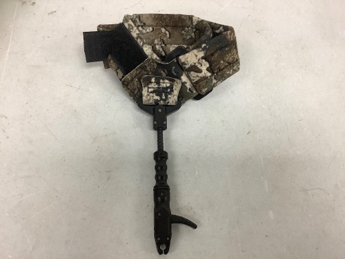 Blackout Bow Release, E-Commerce Return, Sold as is - Lot 194