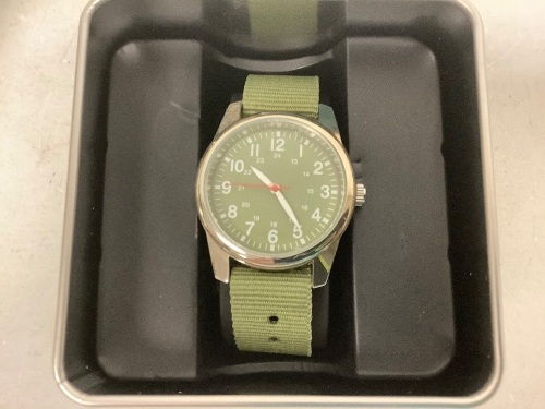 Womens Watch, Appears new, Sold as is - Lot 234