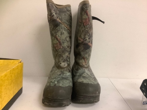 Mens Rubber Boots, 11M, E-Commerce Return, Sold as is - Lot 357