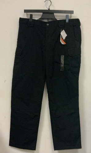 5.11 Tactical Men's Pants, Size 40x34, Appears New, Sold as is - Lot 379