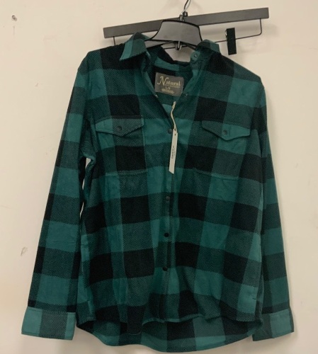 Natural Reflections Women's Shirt, Appears New, Sold as is - Lot 381
