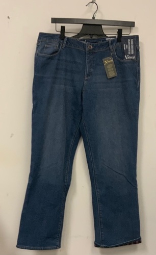 Natural Reflections Women's Pants, Size 18, Appears New, Sold as is - Lot 427