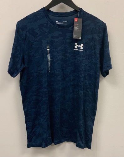 Under Armour T-Shirt, Size L, Appears New, Sold as is - Lot 257