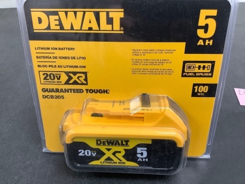 DEWALT Lithium Ion Battery 20V DCB205 - Lot 8137