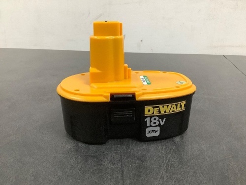 DEWALT Lithium Ion Battery 18V XRP DC9096 - Lot 8144