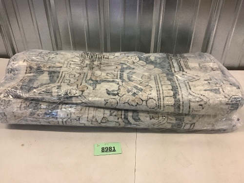 Large Area Rug - Lot 8981