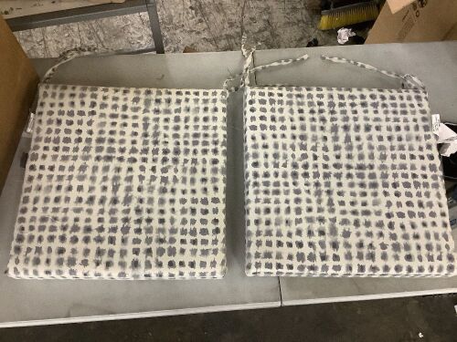 Lot of (2) Outdoor Chair Cushions, 20" x 20"  - Lot 338