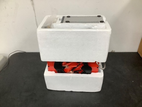 Portable High Pressure Compressor - Lot 8934