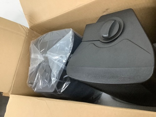 Herdio® MODEL NO.:HOS-601 6.5 INCH 2-WAY WATERPRF INDOOR/OUTDOOR SPEAKERS - Lot 9192