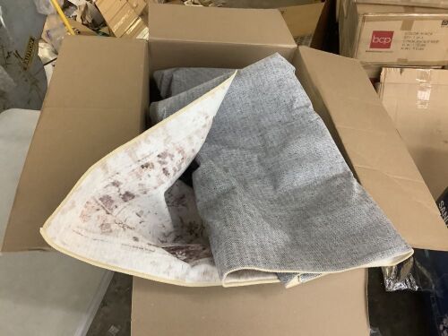 Large Area Rug  - Lot 141