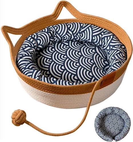 Panbo Hand Woven Cat Bed with Toy Tail - Lot 251