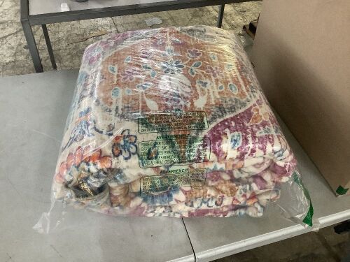 Washable Area Rug, Approx 6' x 9'  - Lot 759