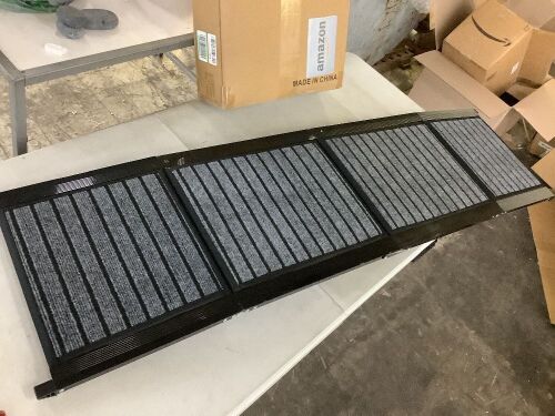 Folding Pet Ramp  - Lot 544
