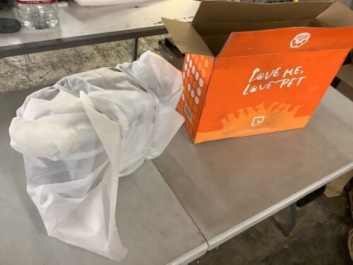 Pet Stairs  - Lot 423