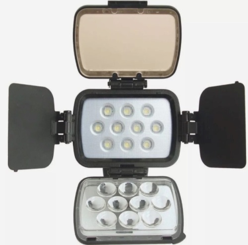 High Quality Comer LEX1800 High Power LED On Camera Video Light - Lot 72