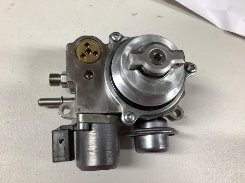 High Pressure fuel pump for Mini Cooper R56 R57 R58 R59 R60 - Lot 125