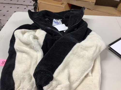 Aelfric eden black and white zip up fleece jacket-size small - Lot 258