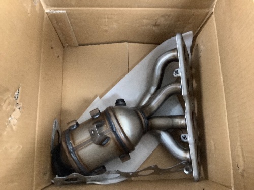 Catalytic Converter For Unknown Vehicle - Lot 9404