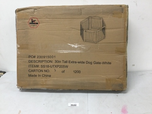 30in Tall Extra-Wide Doge Gate (White) - Lot 9640