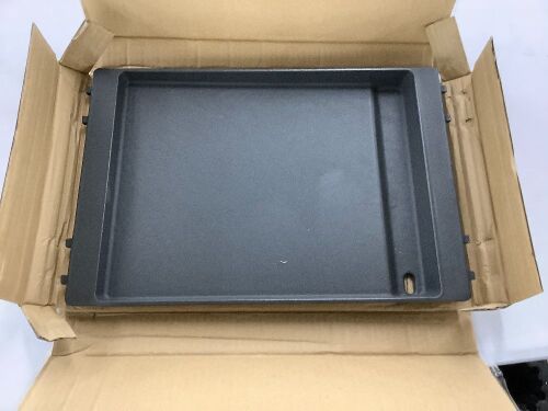 Griddle for Weber Genesis Gas Grill  - Lot 740