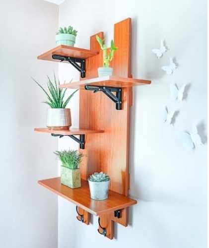 Joy Leaf Wall Shelf- 4 Tier Staggered Floating Wall Shelf/Organizer - Lot 133b