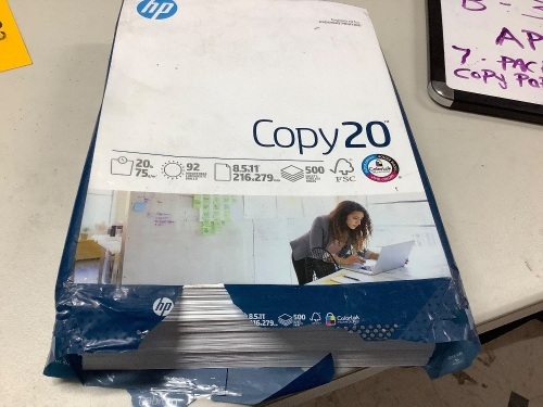 7 reams copy paper 3500 sheets total - Lot 282