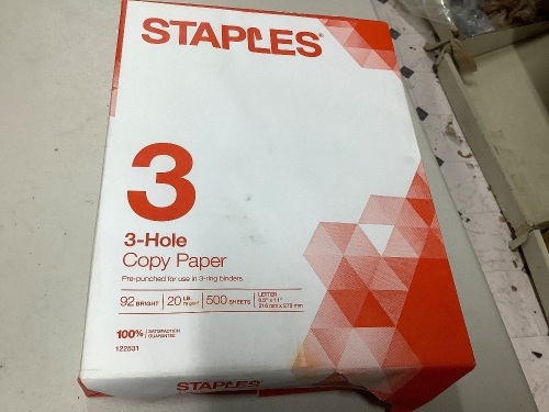 5 reams copy paper 2500 sheets total - Lot 283