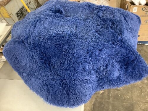 Super Soft Area Rug, 4' Round  - Lot 154